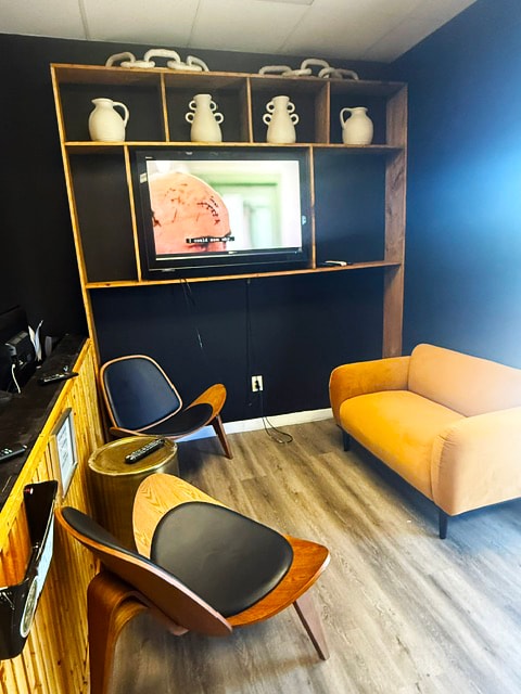 Retail Bail office